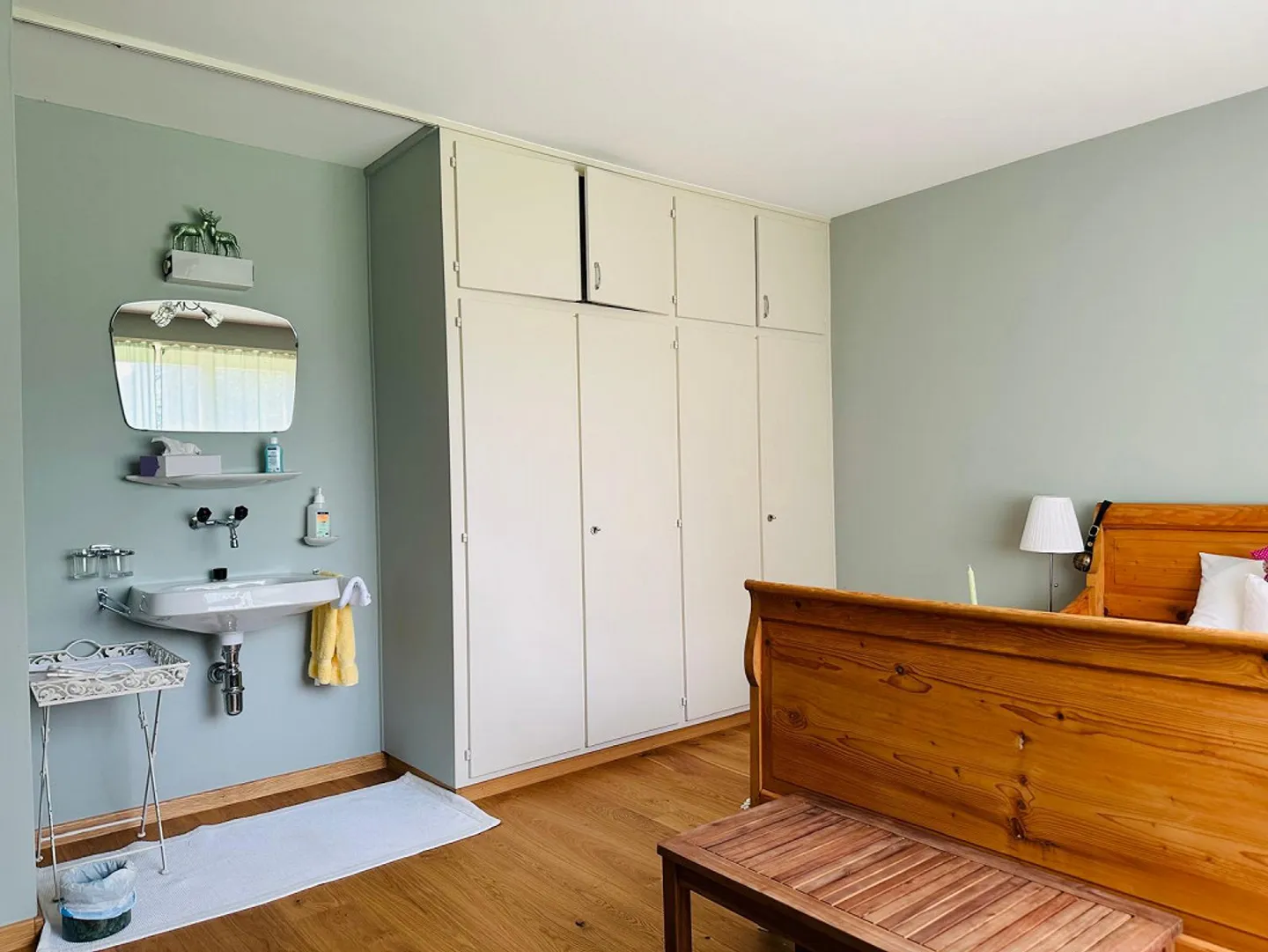 Casa di campagna con ampio spazio circostante - Foto 3 di 30