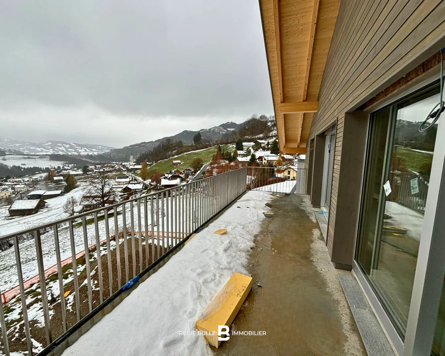 Appartamento 4.5 stanze - Foto 1 di 6