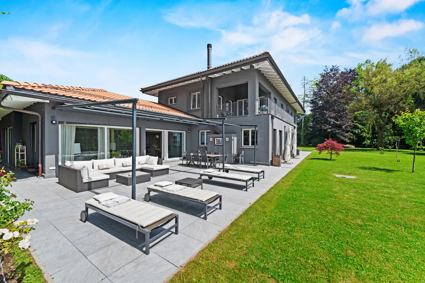 Elégante propriété familiale, sans nuisance et avec vue sur le lac. - Photo 8 sur 13