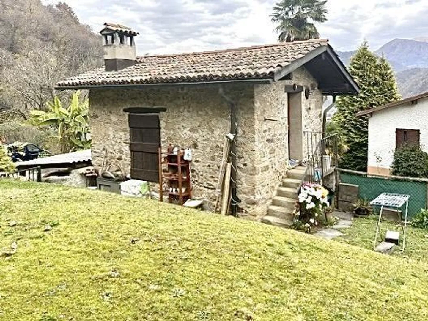 appartamento 4 1/2 locali con giardino - Foto 2 di 36