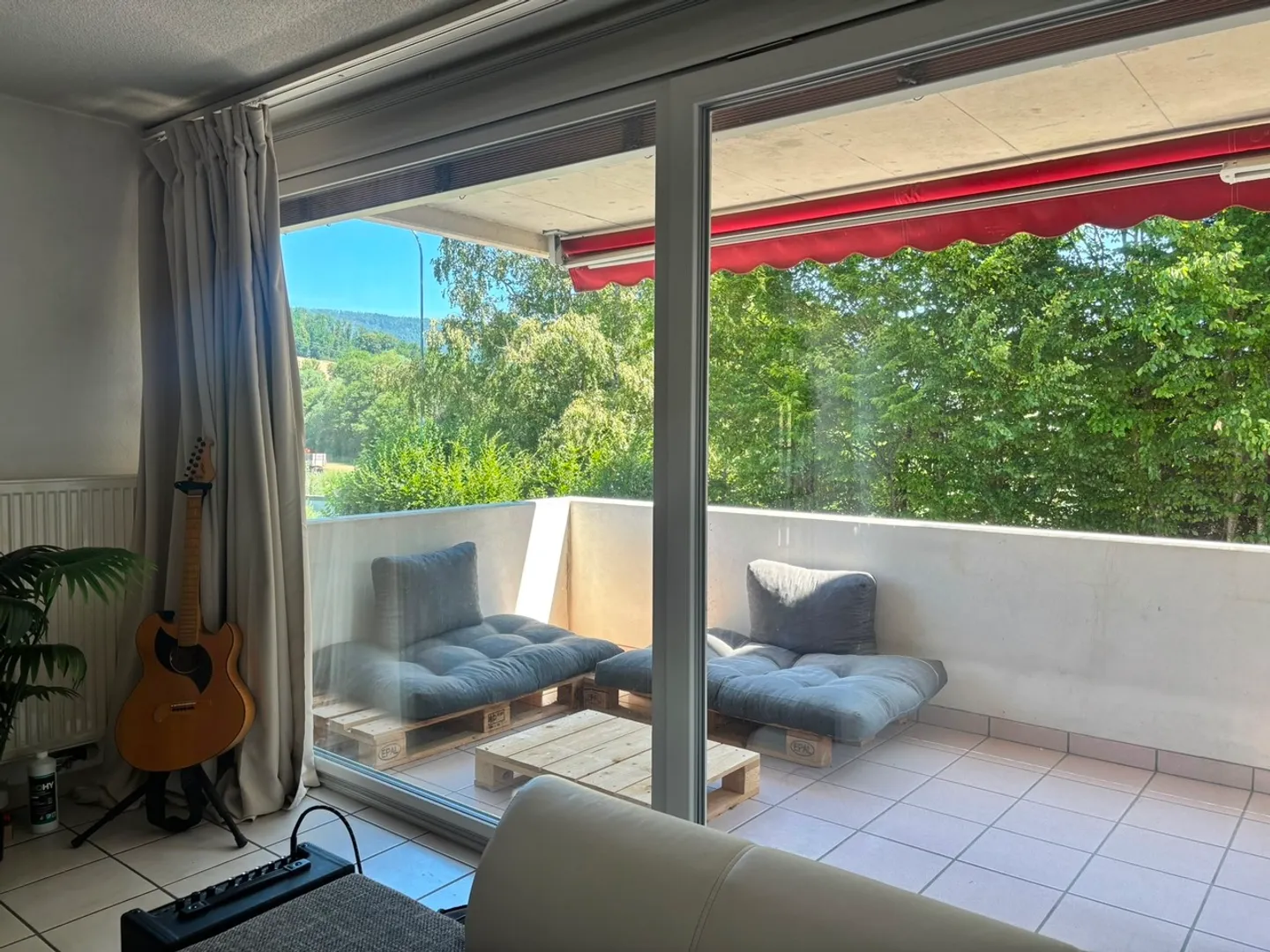 Appartement de deux pièces et demie au 1er étage - Photo 1 sur 8