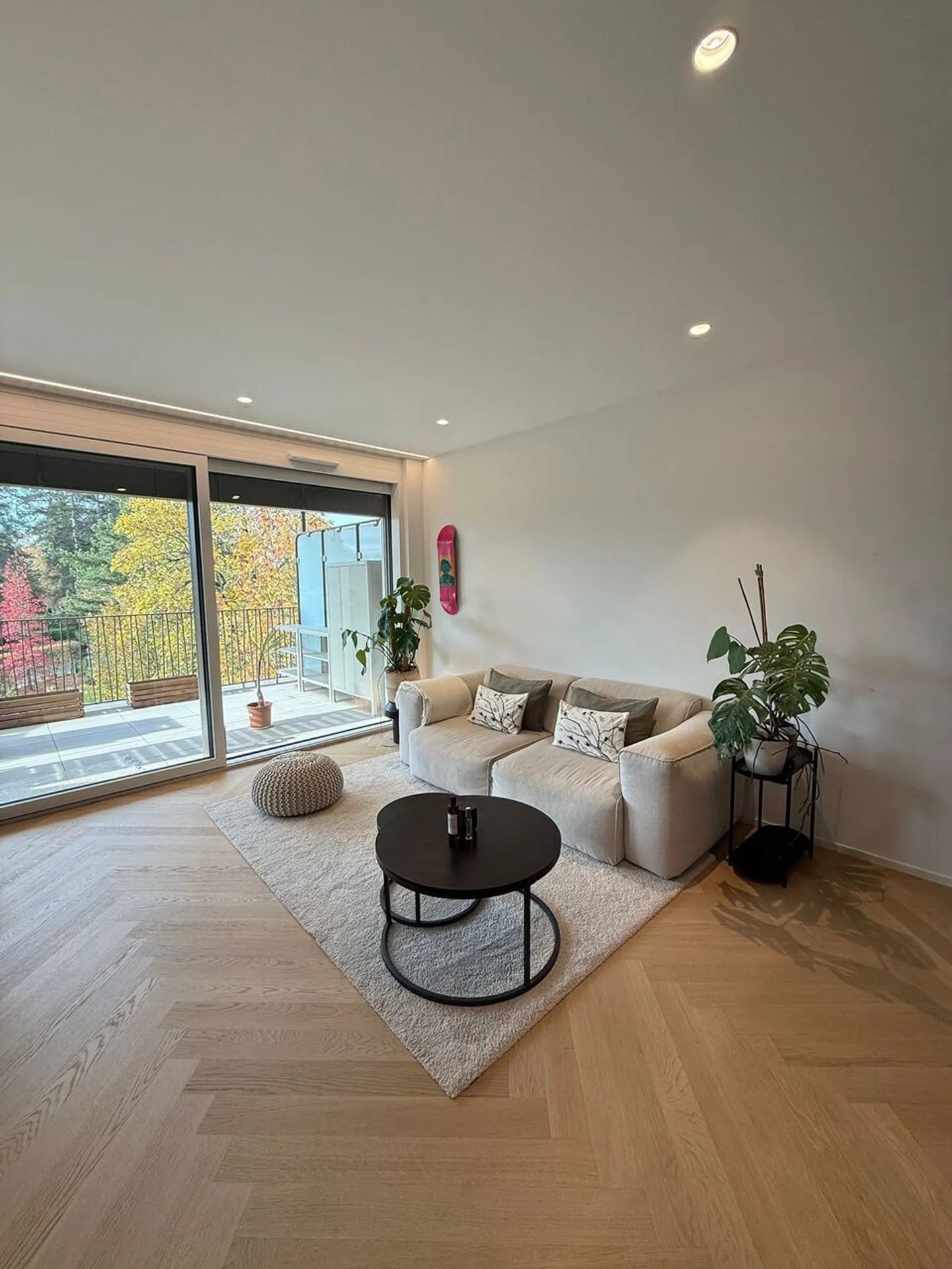 Bel appartement en penthouse de 3 pièces avec terrasse à Vessy - Photo 2 sur 11