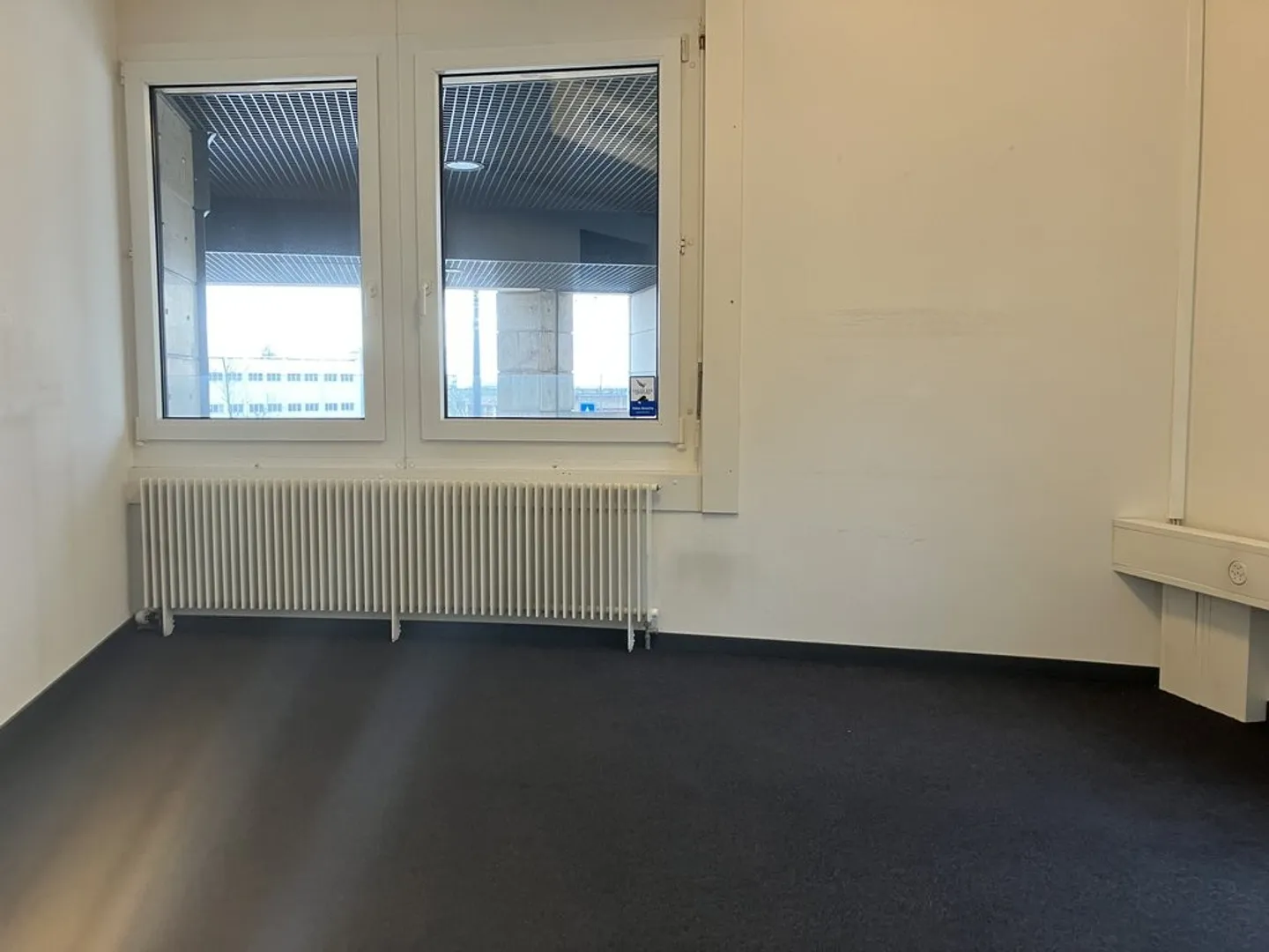 Office Space in Central Lausanne - Photo 5 of 8