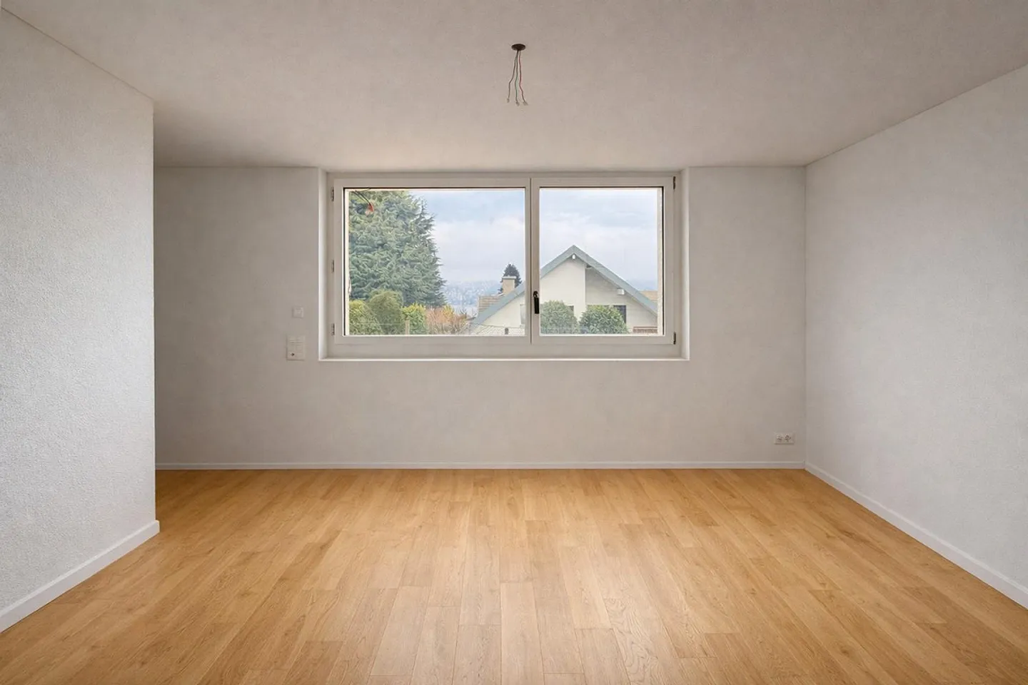 WIDE VIEW. QUALITY OF LIFE. HARMONY. - Photo 1 of 9