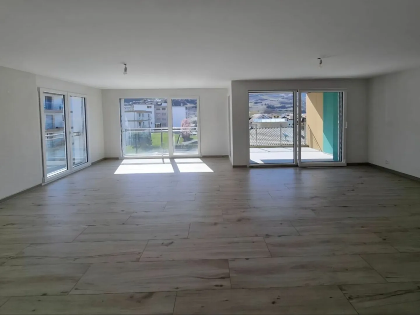 3.5-room apartment already rented in Saxon - Photo 7 of 11