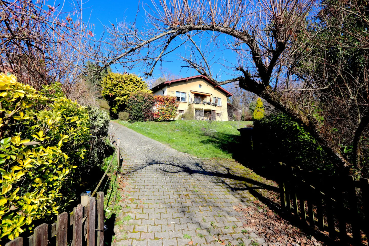 Individual villa of 4.5 rooms in Lausanne - Chailly - Photo 2 of 9