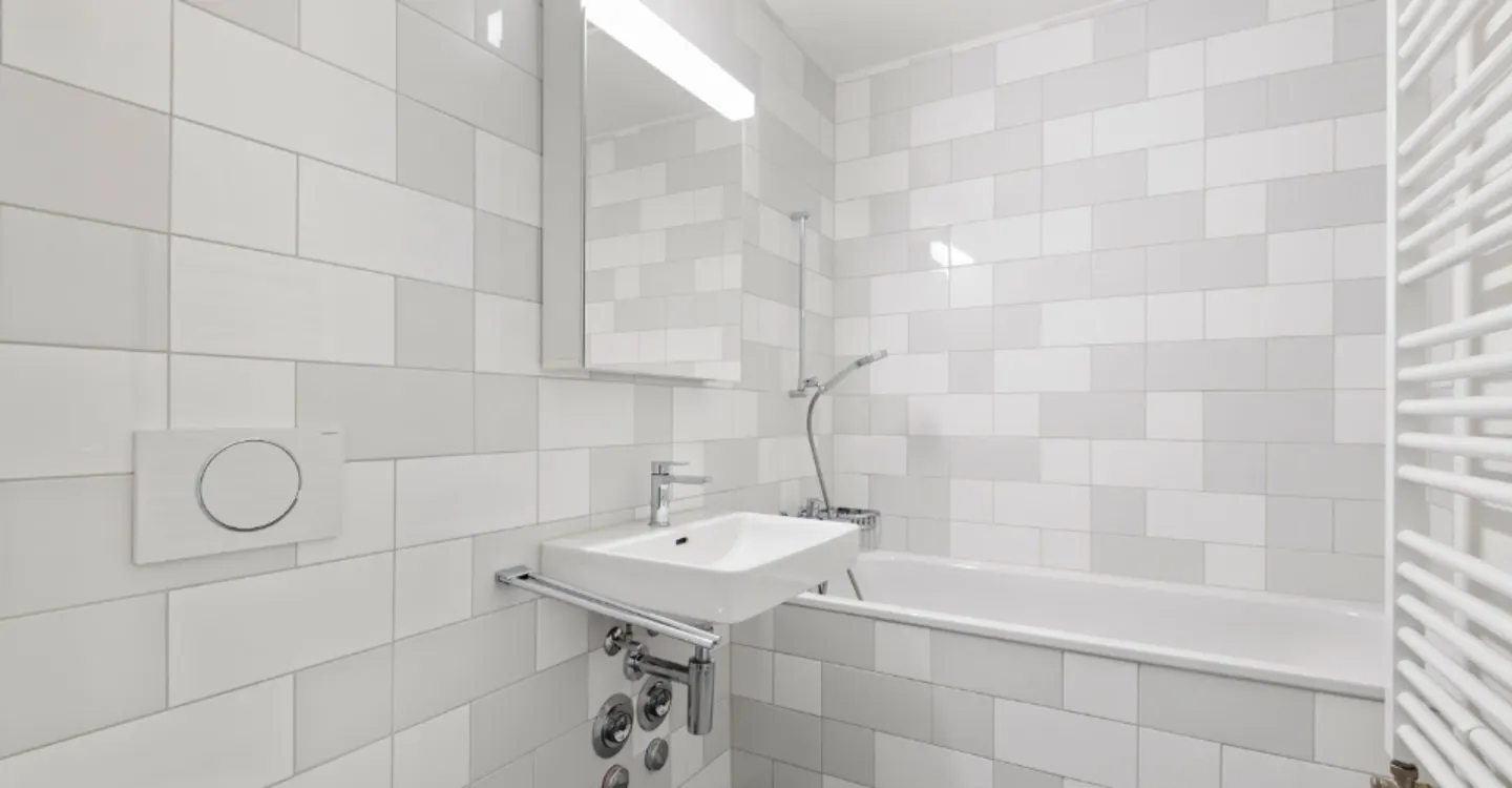 Schöne 5,5-Zimmer-Wohnung mit außergewöhnlichem Seeblick - Foto 5 von 10