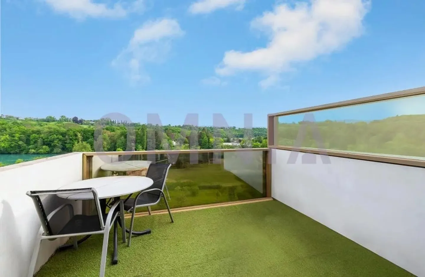 Attique de 88 m2 avec terrasse privative - Photo 2 sur 8
