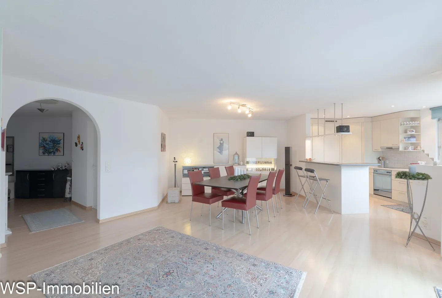 View - Peace - Winter Garden - Photo 6 of 17