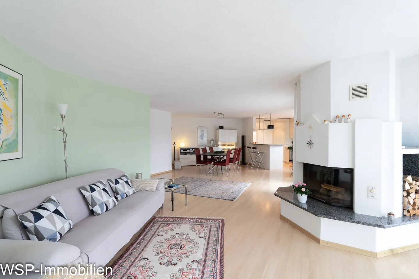 View - Peace - Winter Garden - Photo 8 of 17