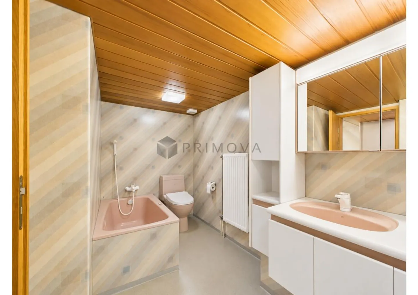 Plenty of Space for the Family - Charming 5.5 Room Townhouse - Photo 11 of 15
