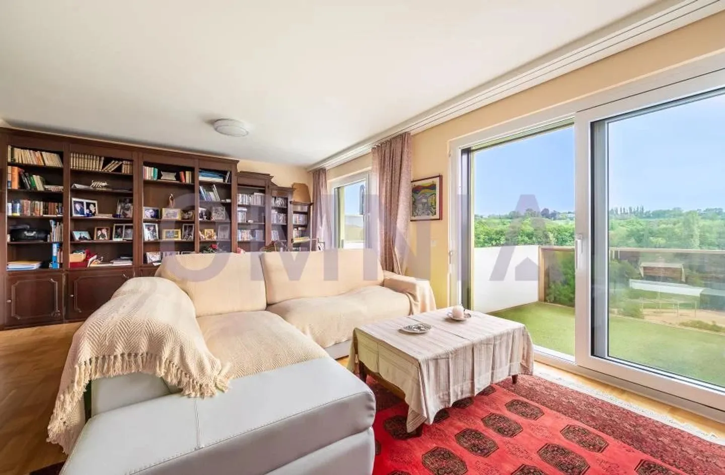 Attique de 88 m2 avec terrasse privative - Photo 3 sur 8