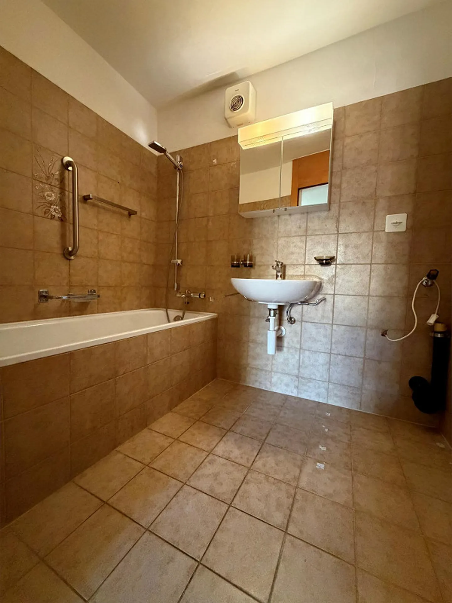 Zentrale und ruhige 3.5 Zimmer Wohnung - Foto 8 von 9