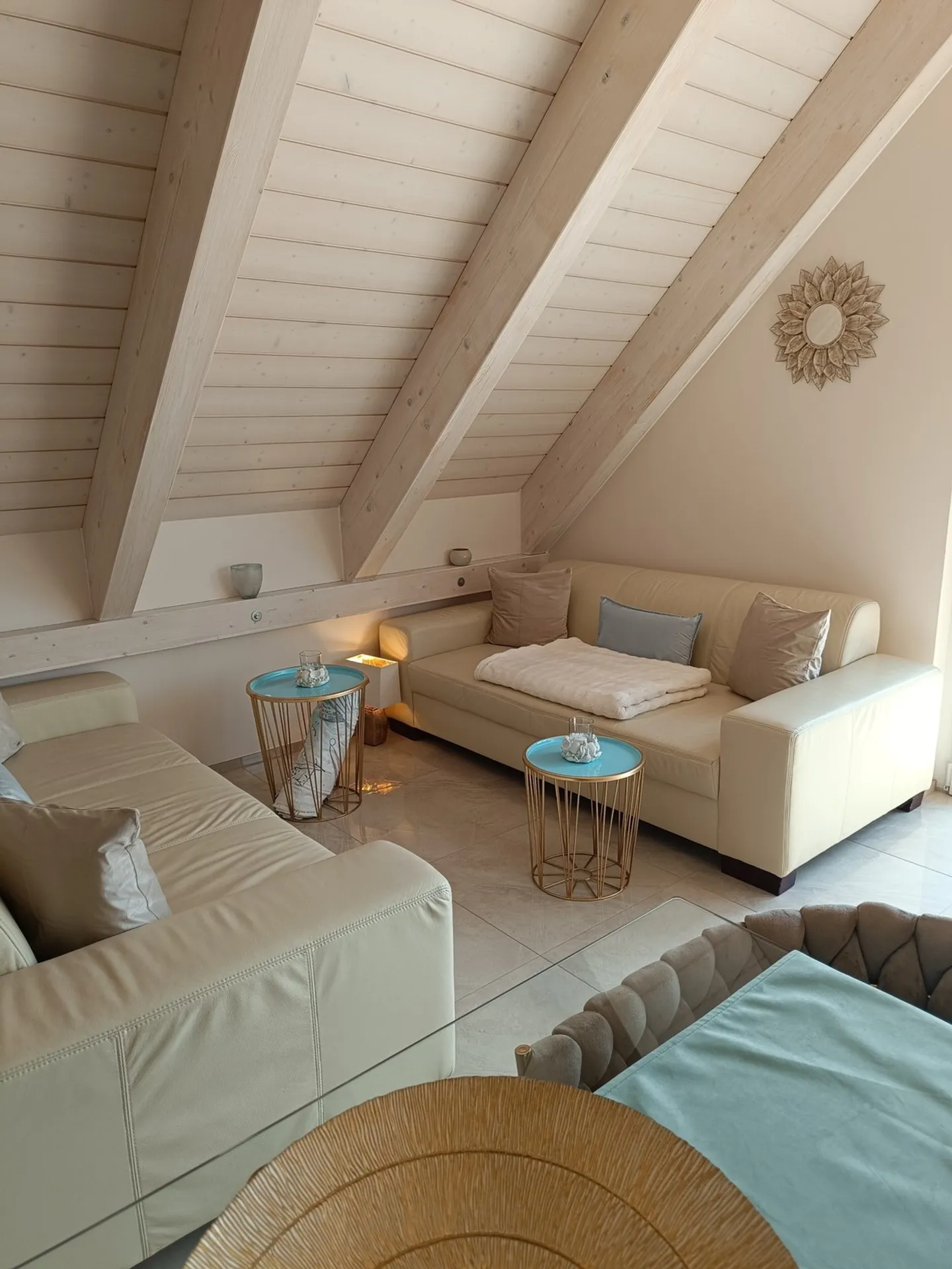 Superbe appartement en maisonette meublé - Photo 3 sur 28