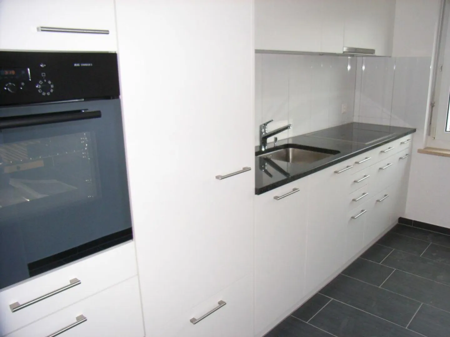 3.5-room apartment with 2 balconies - Photo 2 of 7
