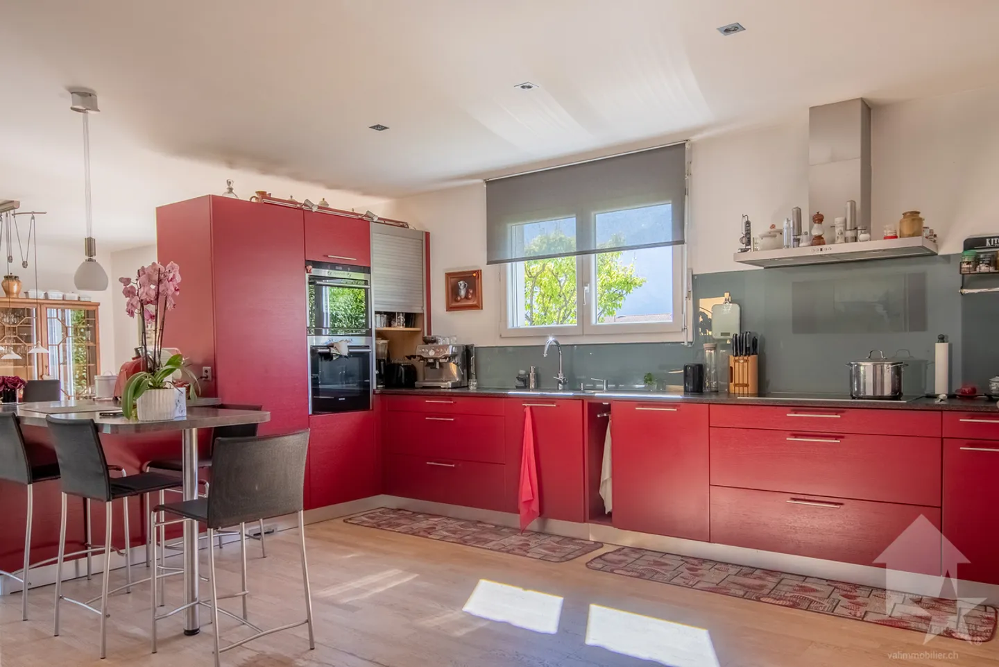 Splendida villa di 4,5 p + annesso, tranquilla, soleggiata, vista - Foto 7 di 13