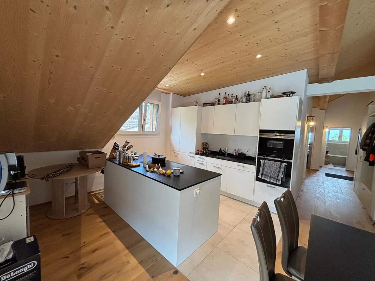 Appartamento mansardato di 4 ½ locali situato ai margini di Grabs - Foto 5 di 21