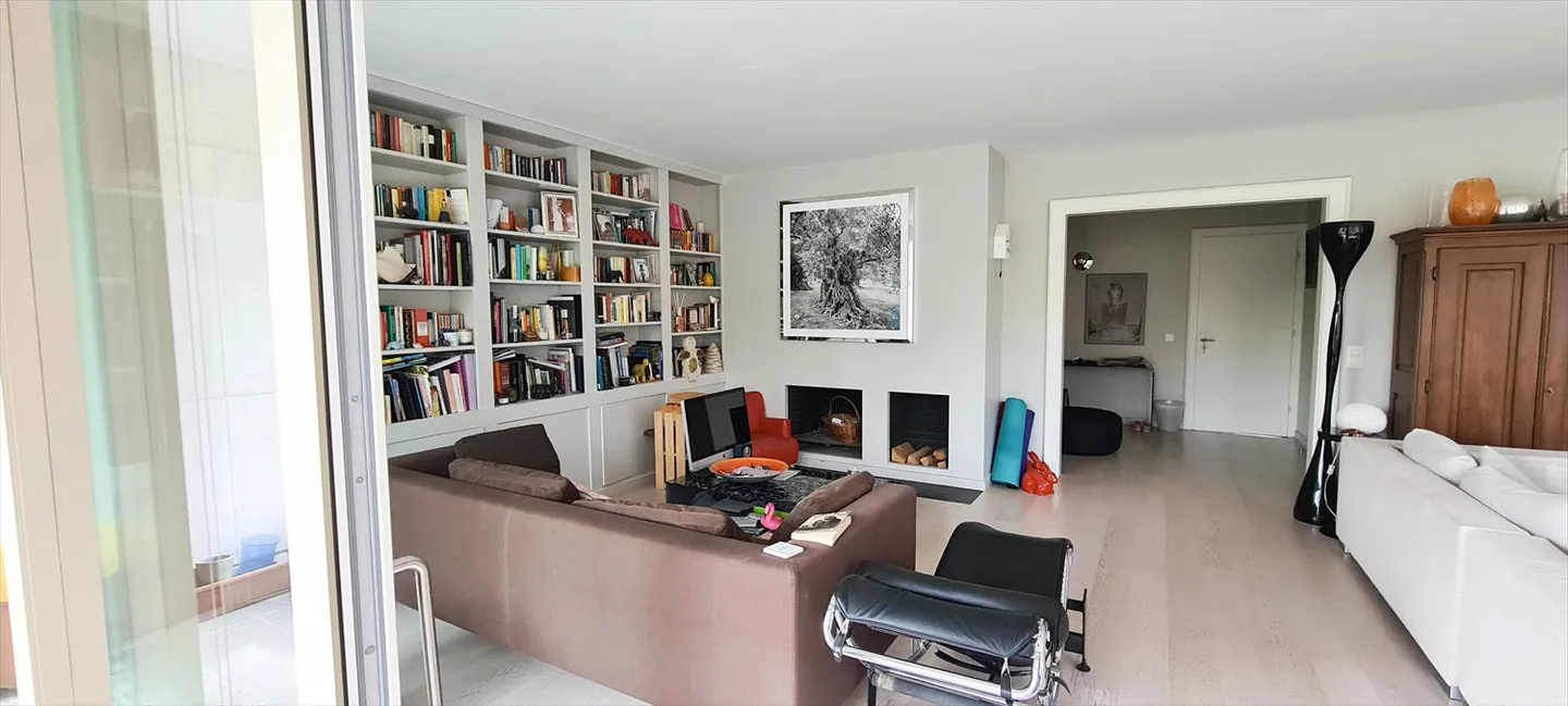 Appartamento - Foto 2 di 3