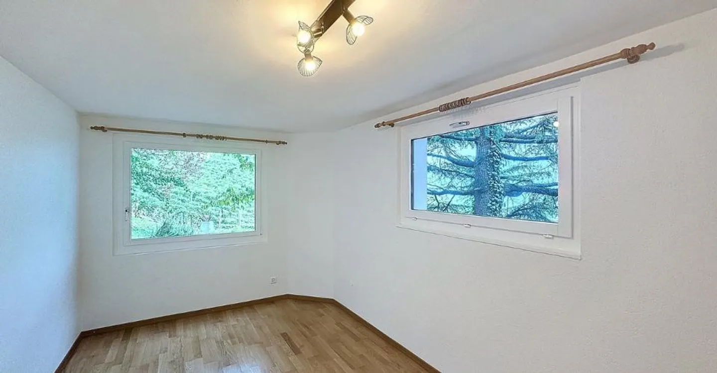 Magnifique villa rénovée avec vue lac - Photo 8 sur 10