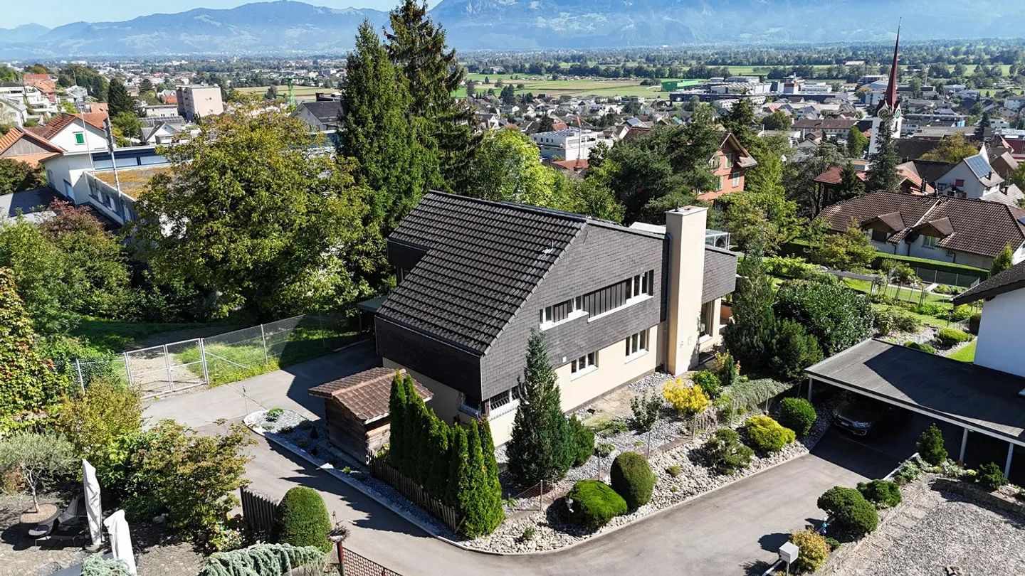 Single-family house with breathtaking views in Rebstein - Photo 12 of 13