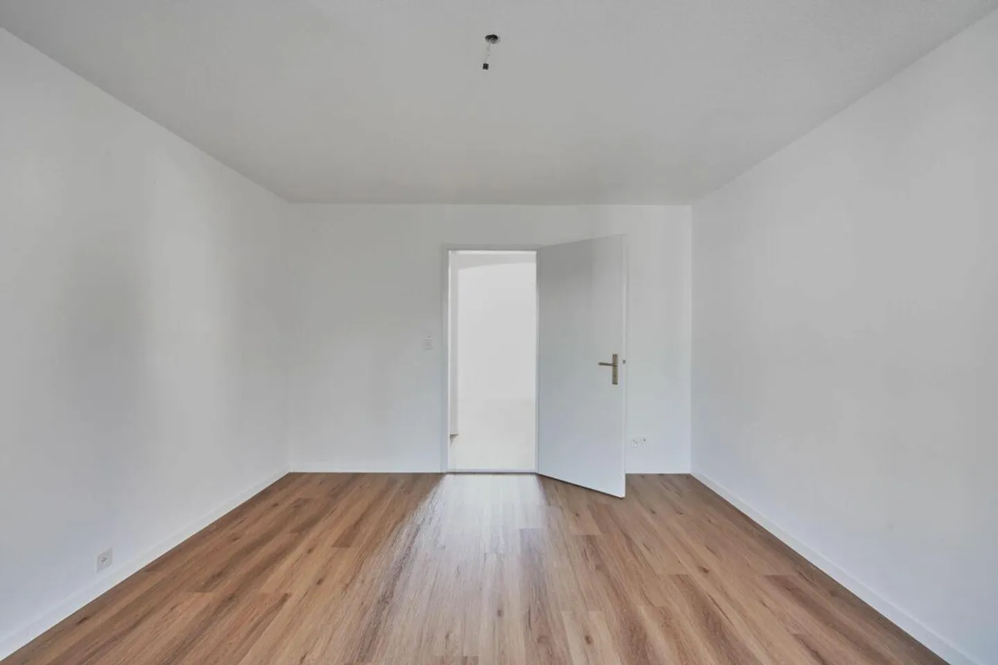 Cozy 3.5-room apartment near the center - Photo 7 of 10