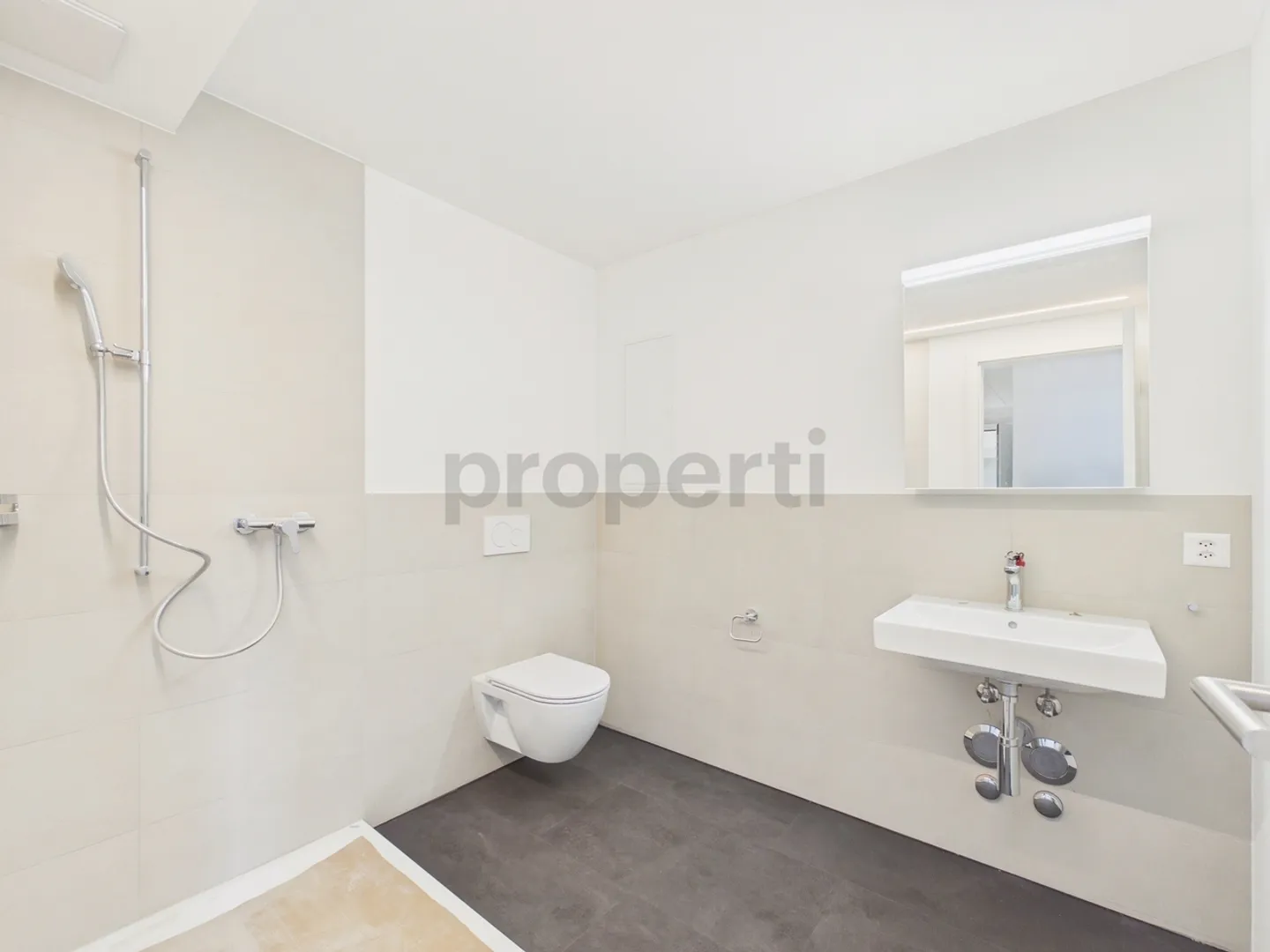 Renoviertes Apartment mit Balkon - Foto 9 von 10