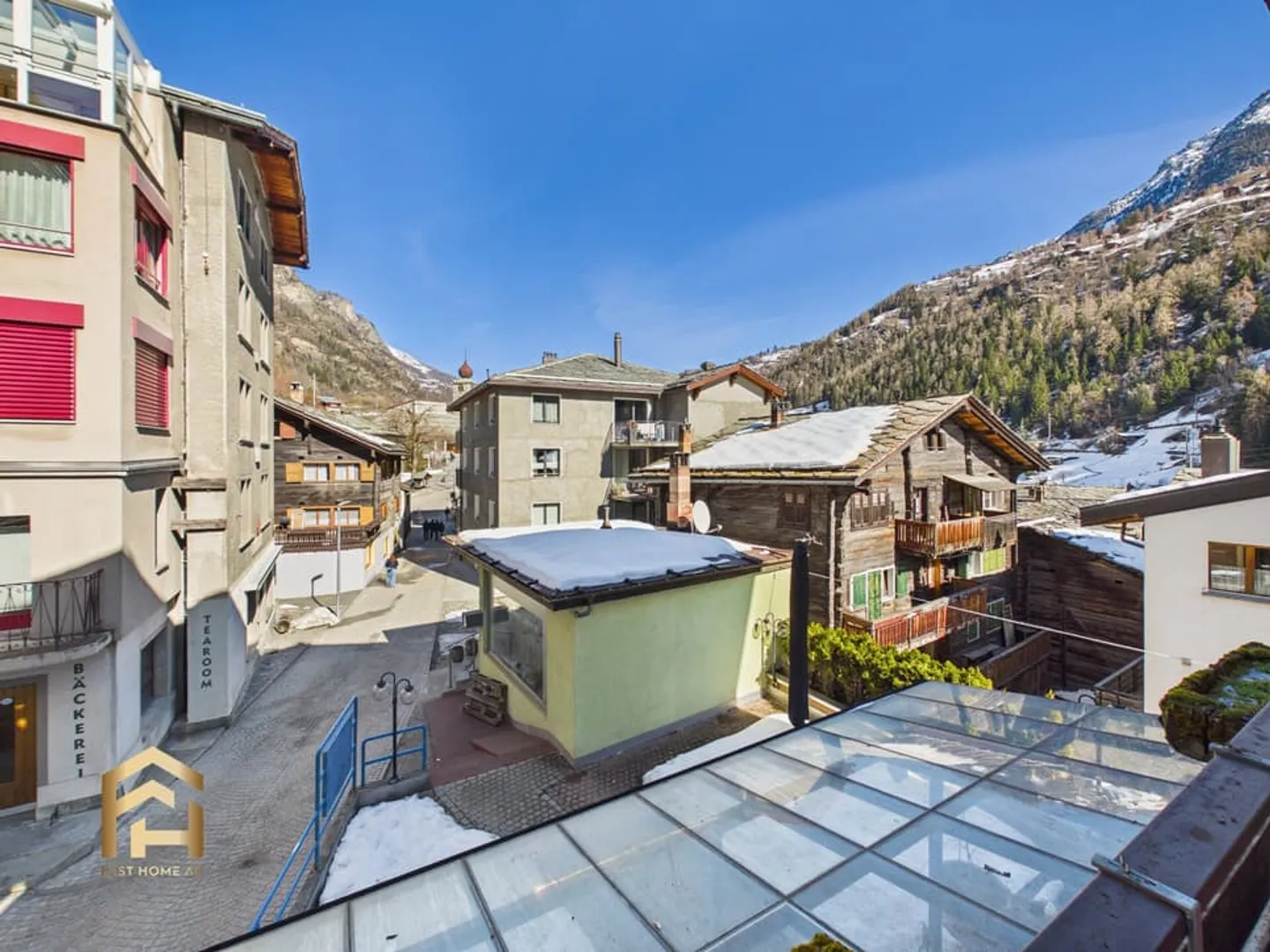 Appartement spacieux de 4,5 pièces avec 2 balcons au centre de St. Niklaus - Photo 10 sur 13
