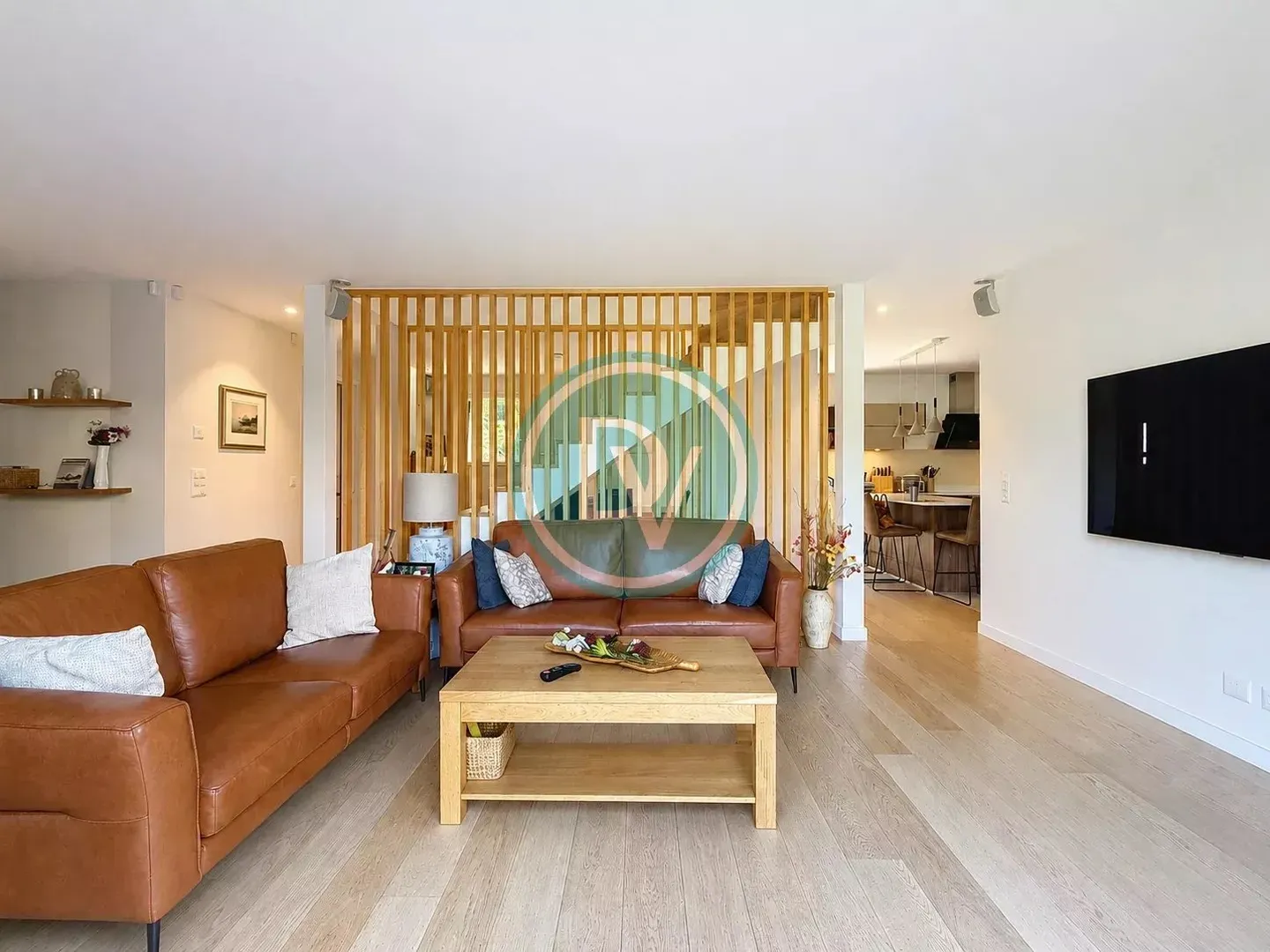 Maison Familiale Contemporaine - Photo 1 sur 13