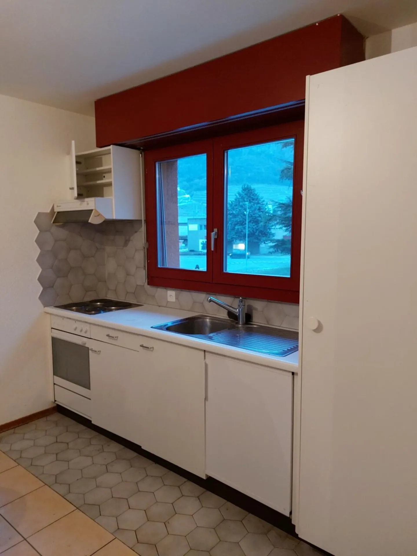 Charmant appartement 2 pièces - Photo 2 sur 6