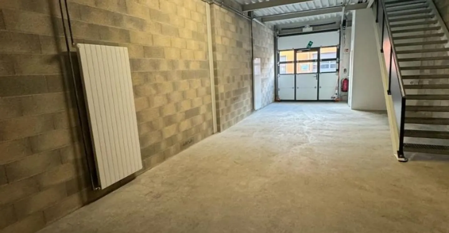 Industrial Workshop for Rent - Photo 8 of 9