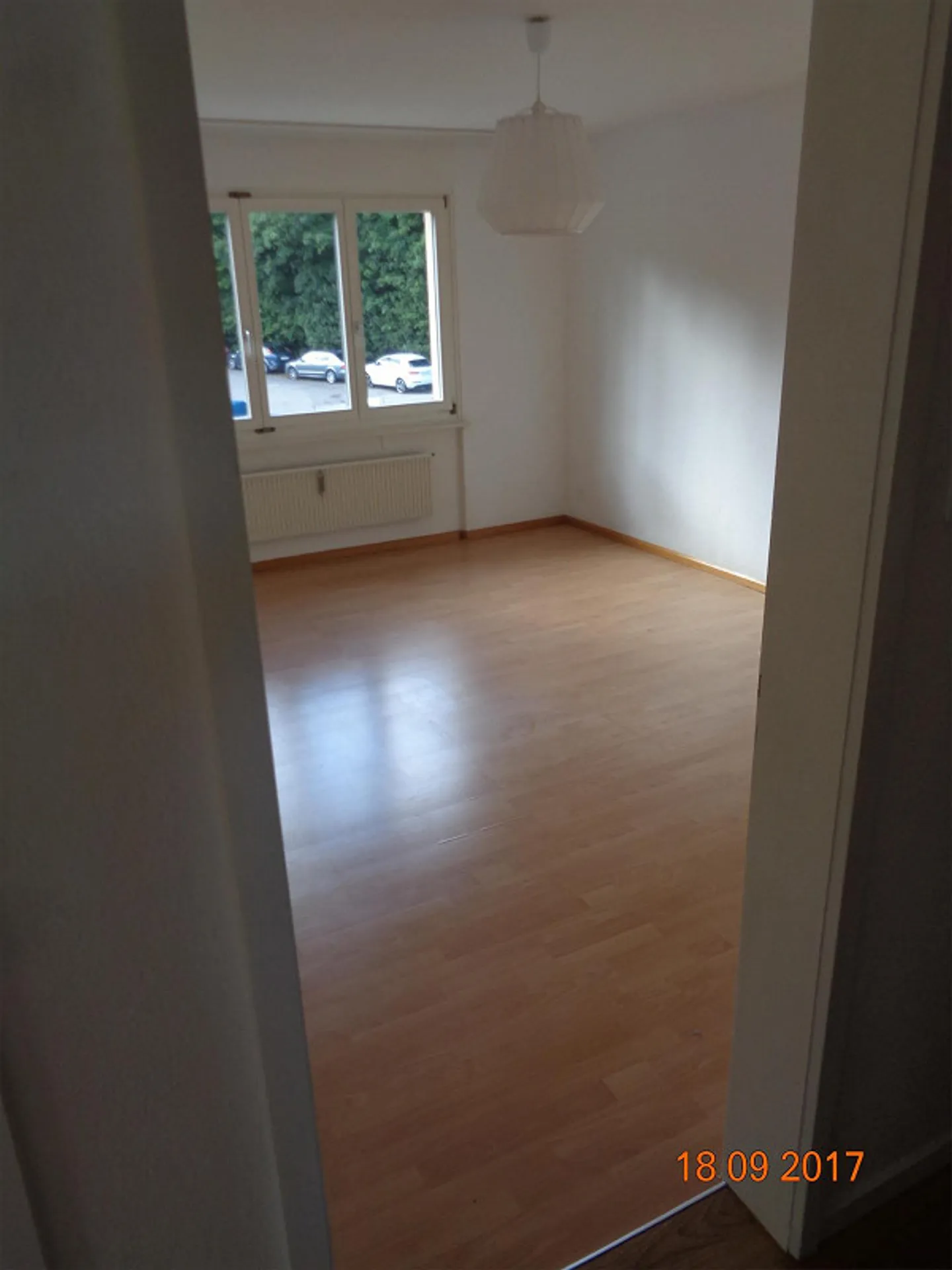 Charmante appartement ancien de 3 pièces avec balcon à Münchenstein - Photo 6 sur 8