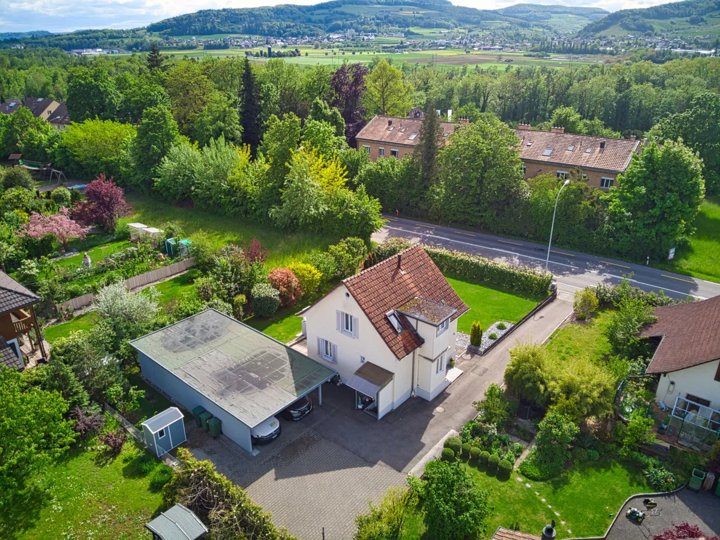 Affascinante casa unifamiliare con potenziale di ristrutturazione - Vivere vicino al campo da golf - Foto 1 di 11