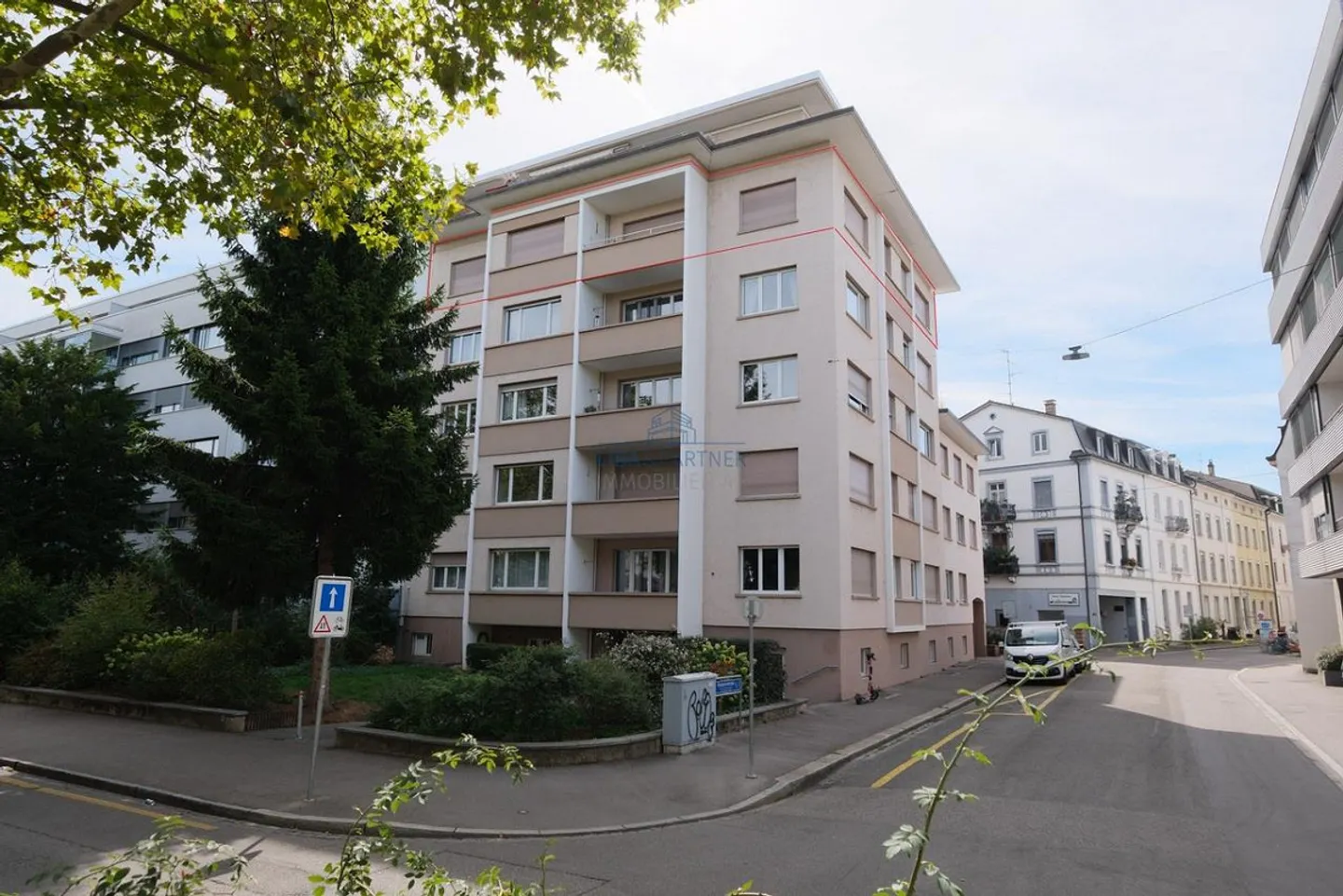 Spacious Apartment with Balconies - Photo 1 of 13