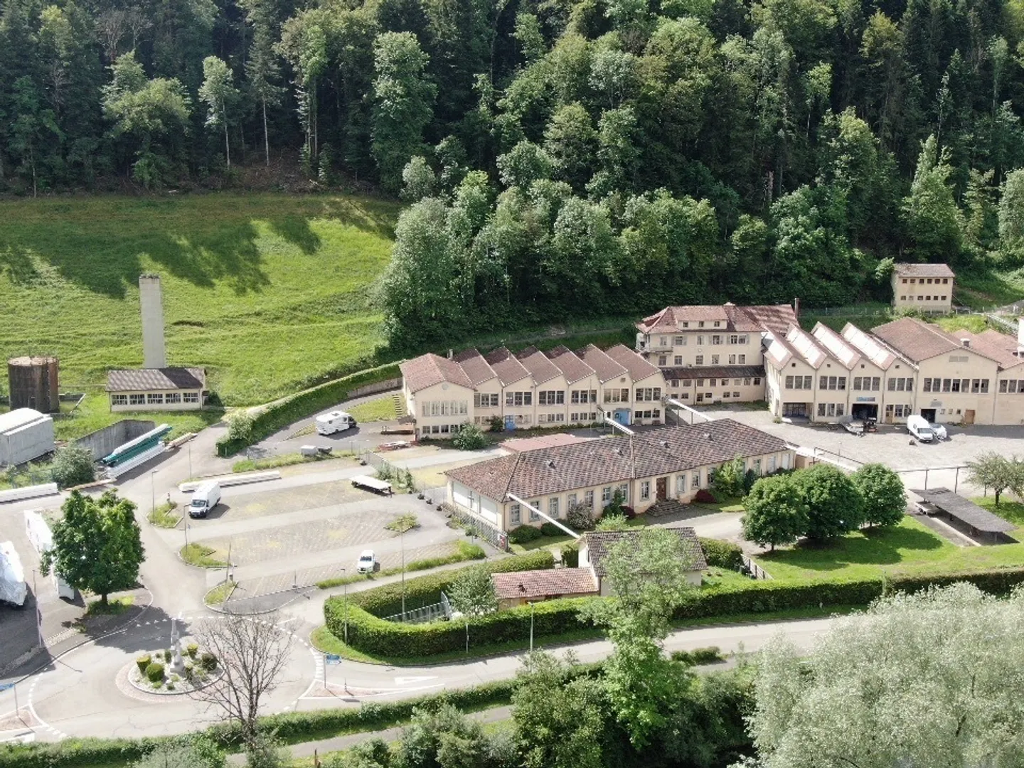 Edificio ad uso misto in vendita - Foto 3 di 4