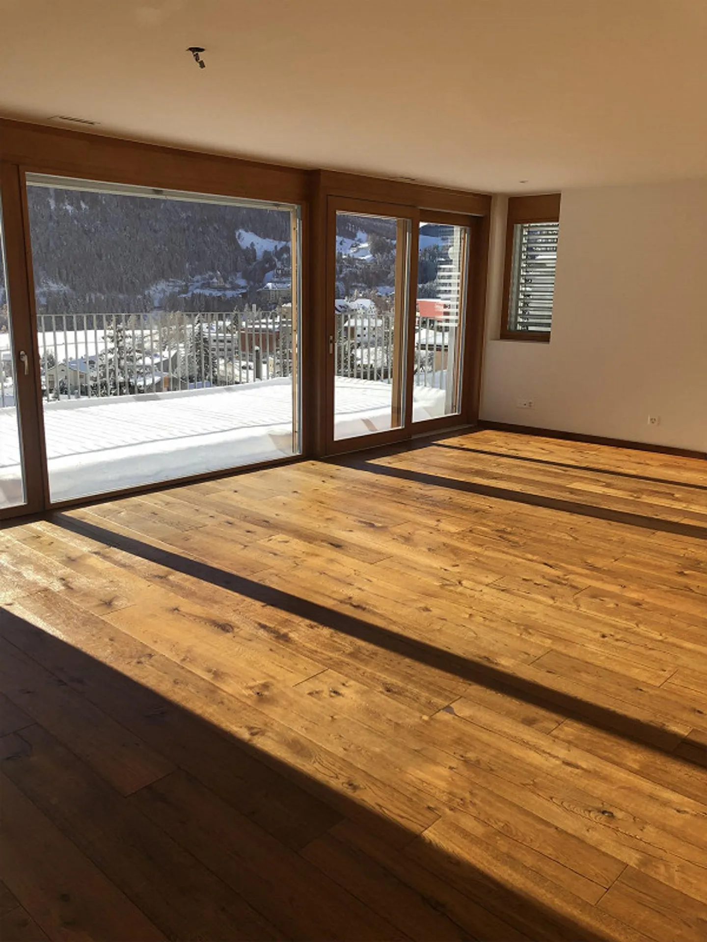 Vivere sopra i tetti di Scuol - Foto 7 di 17