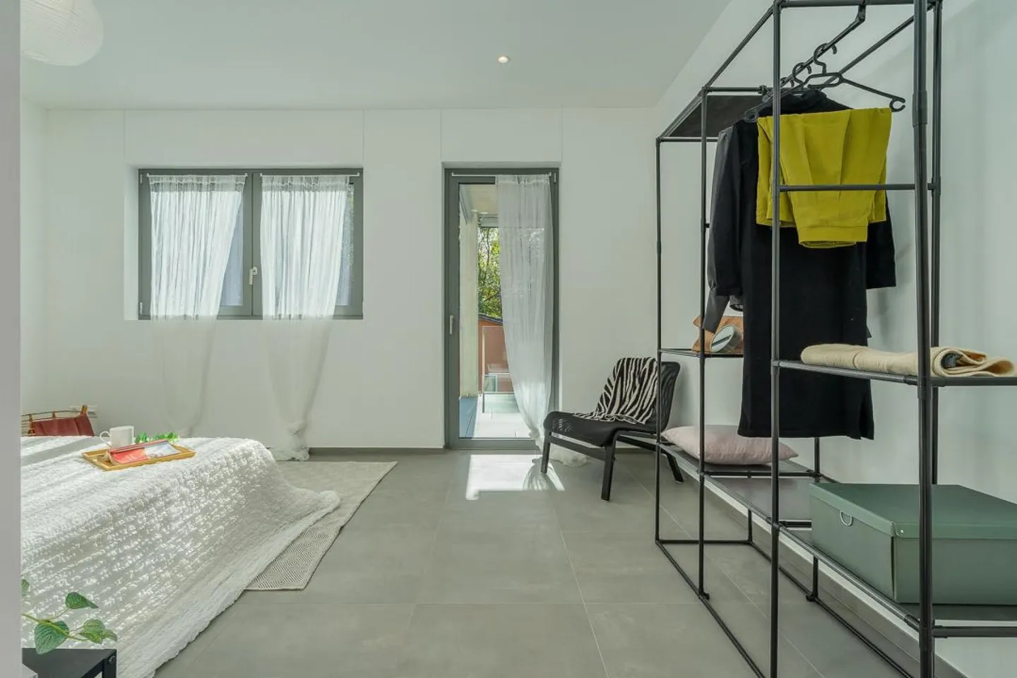 PREGASSONA · ELEGANT 4½-ROOM GROUND-FLOOR APARTMENT WITH GARDEN - Photo 6 of 10