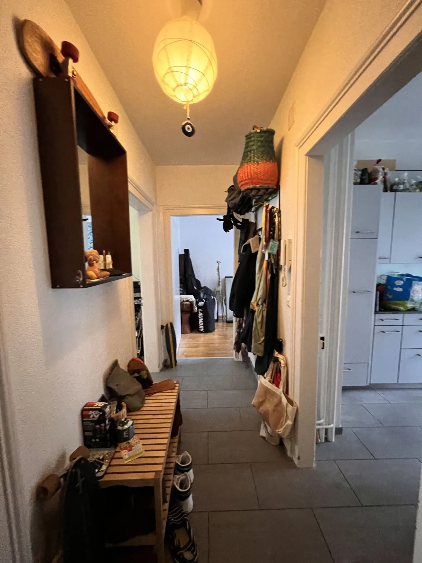 Incantevole appartamento in un edificio storico con 2 terrazze a Biel - Foto 2 di 9