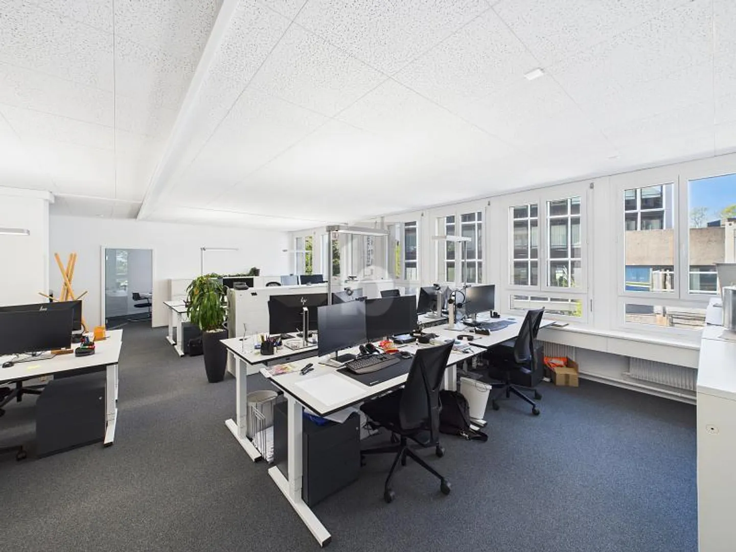 Bürofläche mieten - Foto 1 von 6