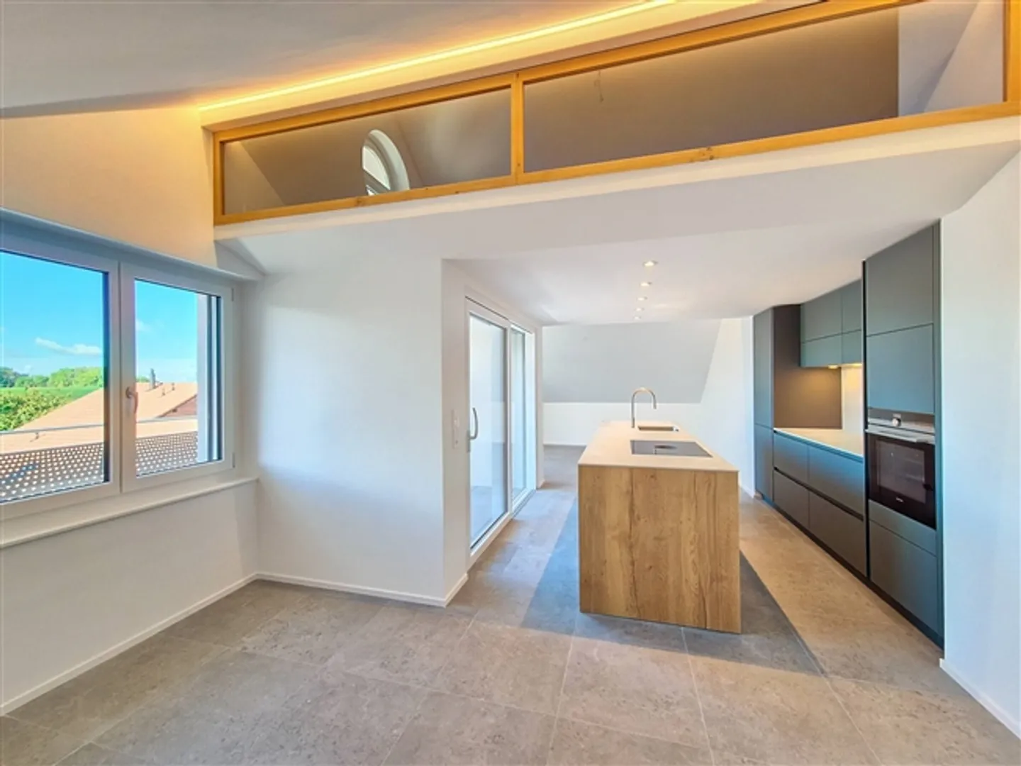 NOUVEAU Appartement de Luxe Spacieux - Photo 1 sur 11