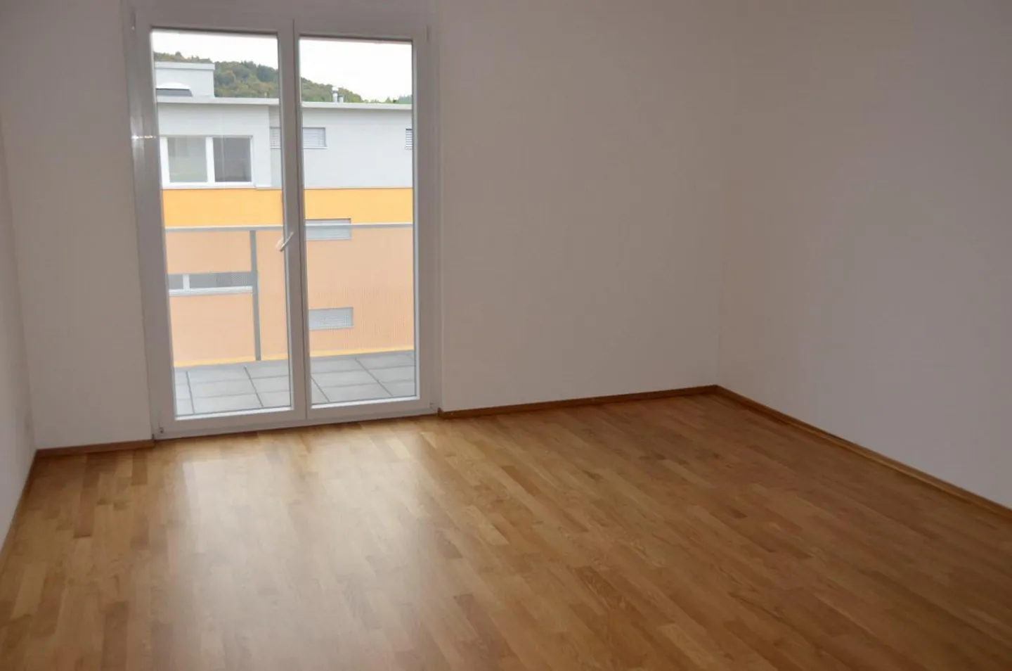 Appartement penthouse lumineux de 2,5 pièces - Photo 6 sur 10