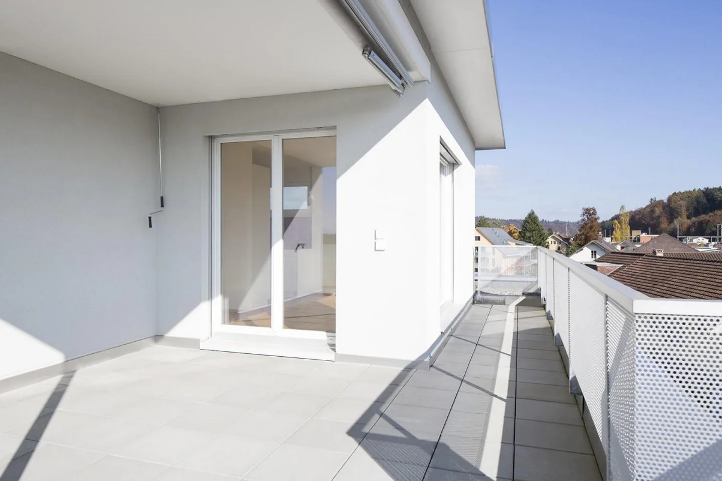 Appartement penthouse lumineux de 2,5 pièces - Photo 9 sur 10