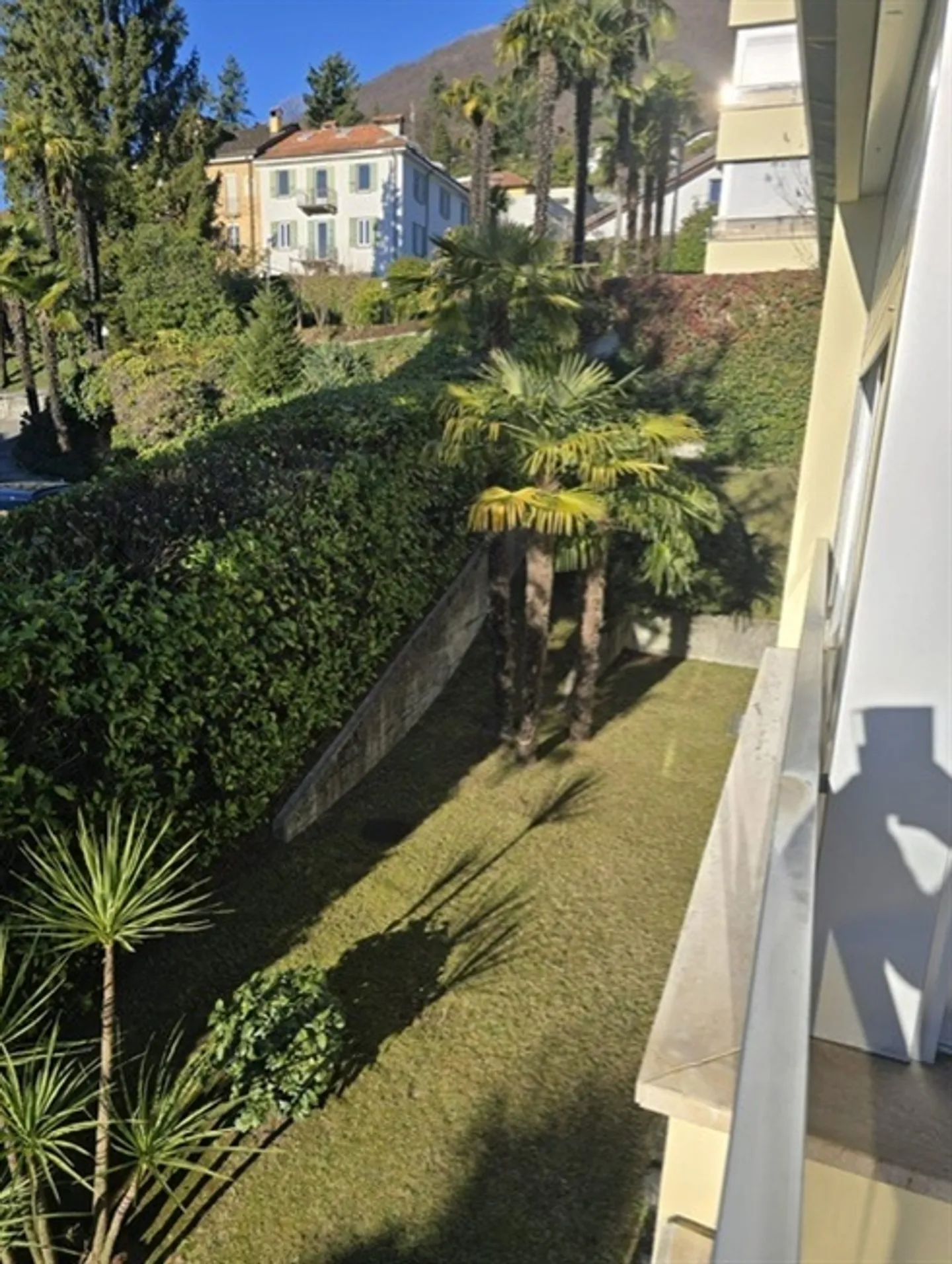 Appartement de 4,5 pièces au dernier étage avec une vue splendide sur le lac - Photo 12 sur 17