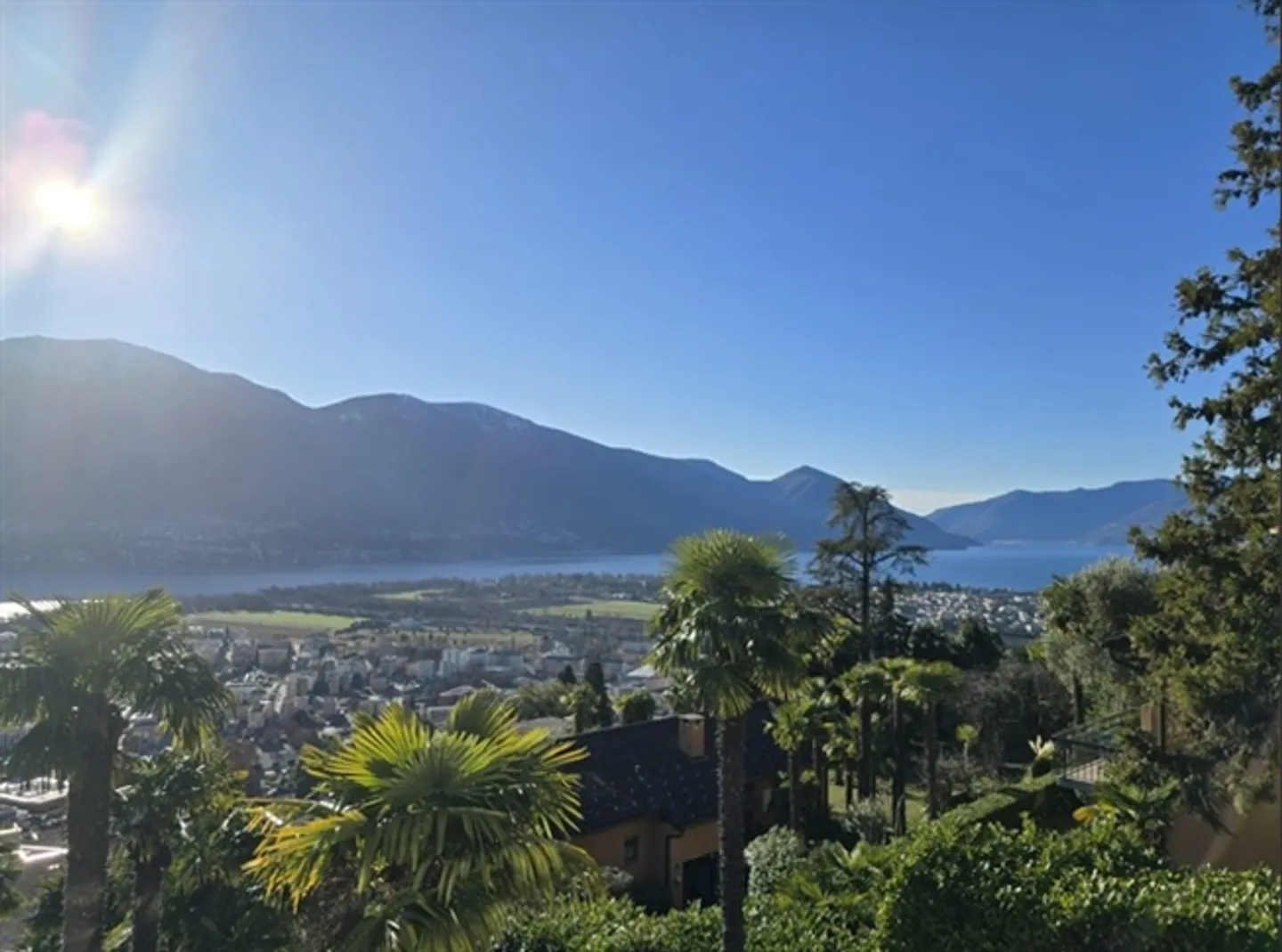Appartement de 4,5 pièces au dernier étage avec une vue splendide sur le lac - Photo 10 sur 17