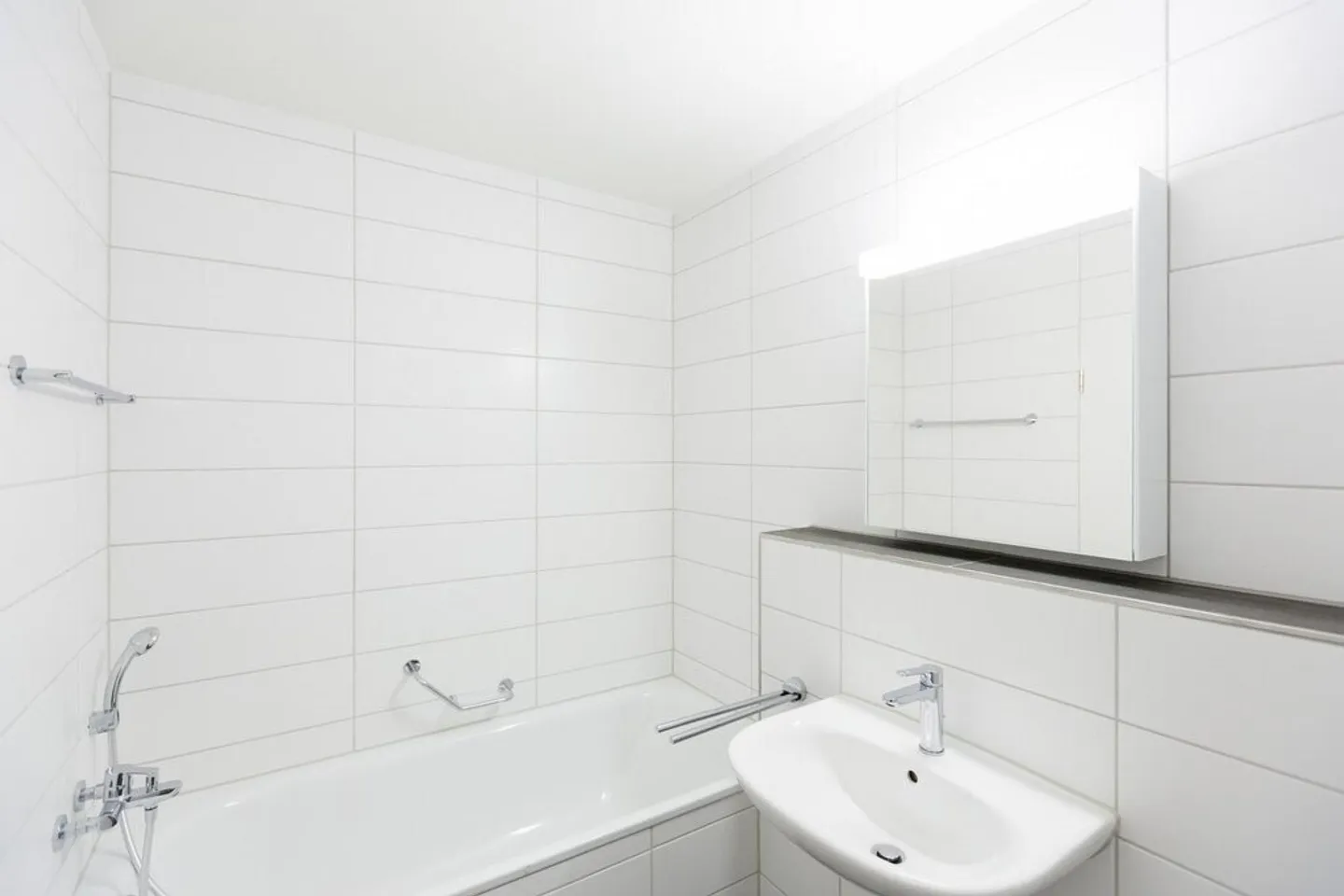 3.5 Room Apartment - Photo 6 of 8