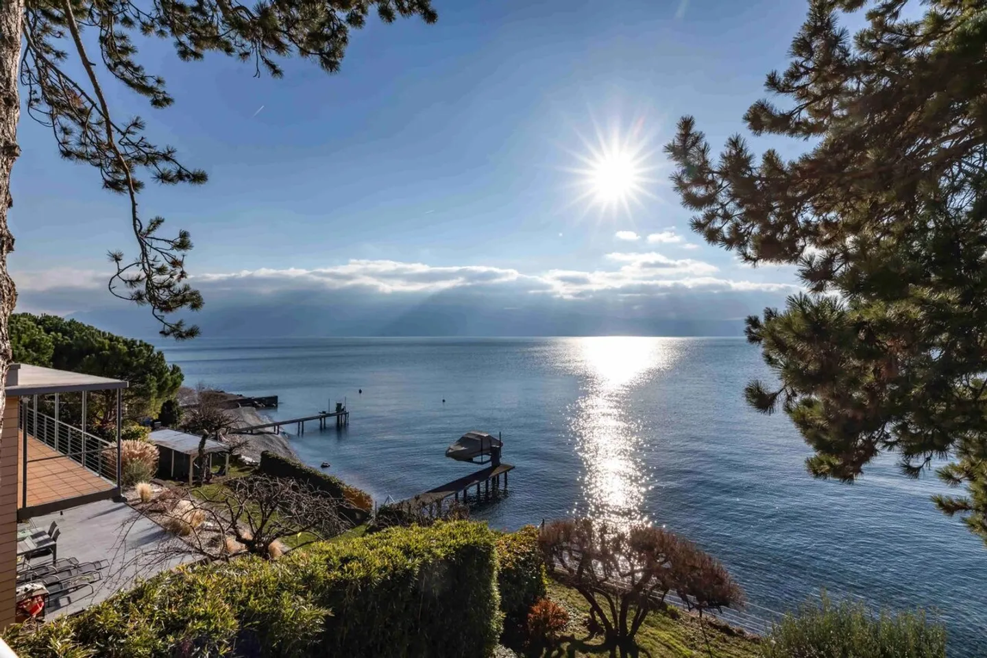 Exklusivität - Ein mediterranes Flair am Genfersee: Wassergrundstück - Foto 3 von 12