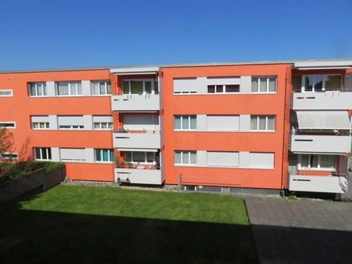 Bright apartment between Bern and Worb - Photo 1 of 12