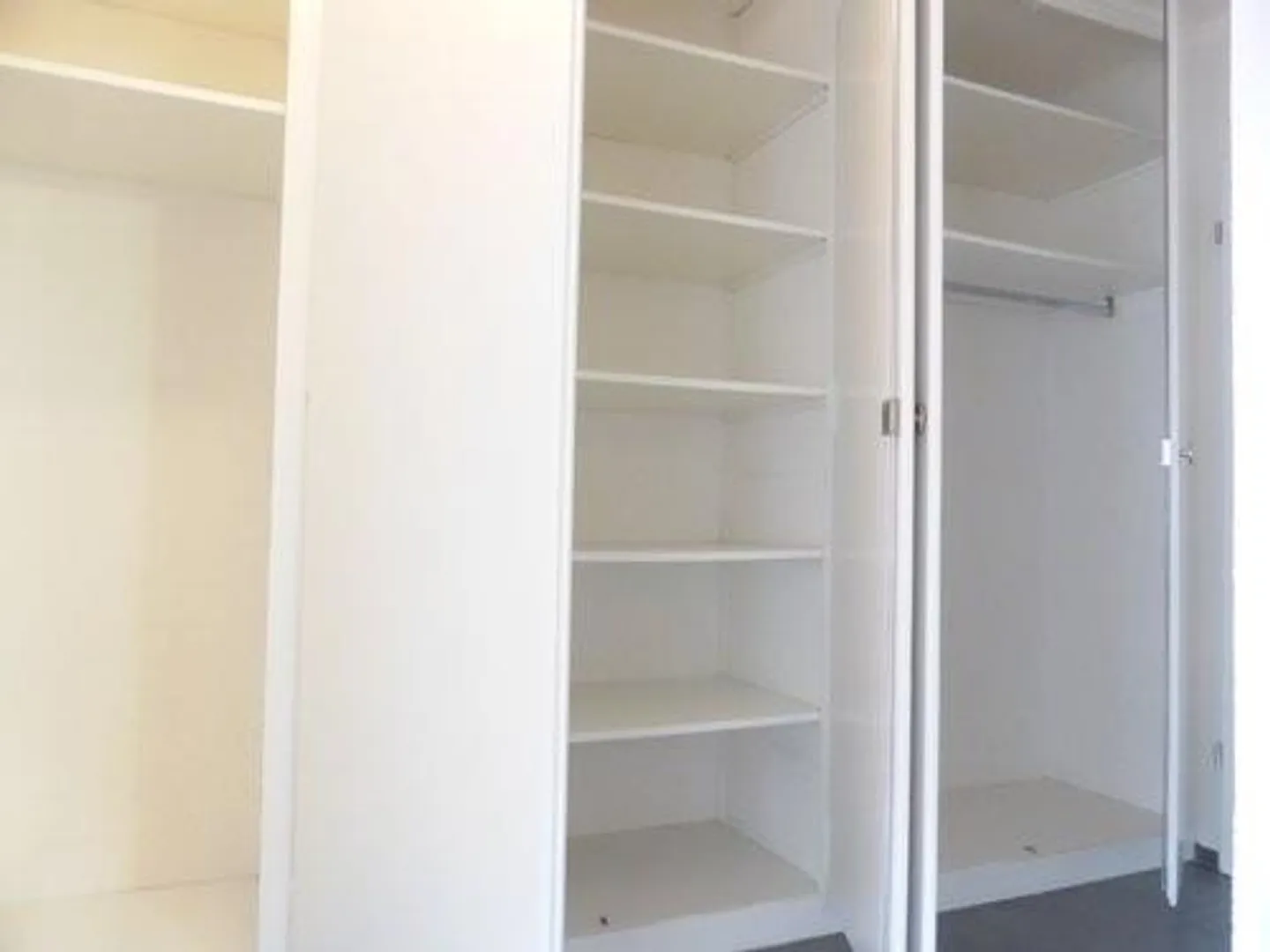 Bright apartment between Bern and Worb - Photo 10 of 12