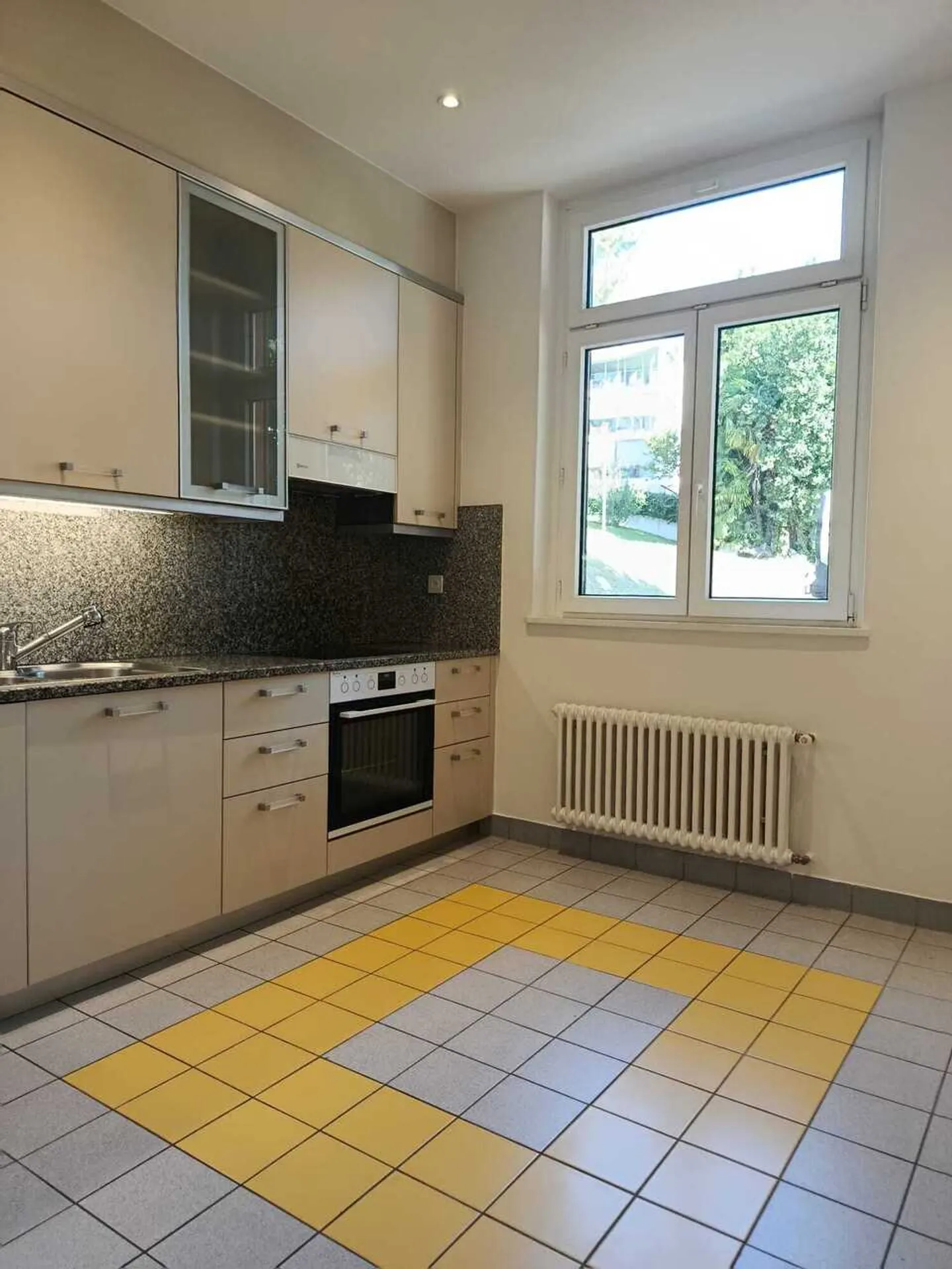Appartamento ristrutturato 4.5 locali - Foto 8 di 16