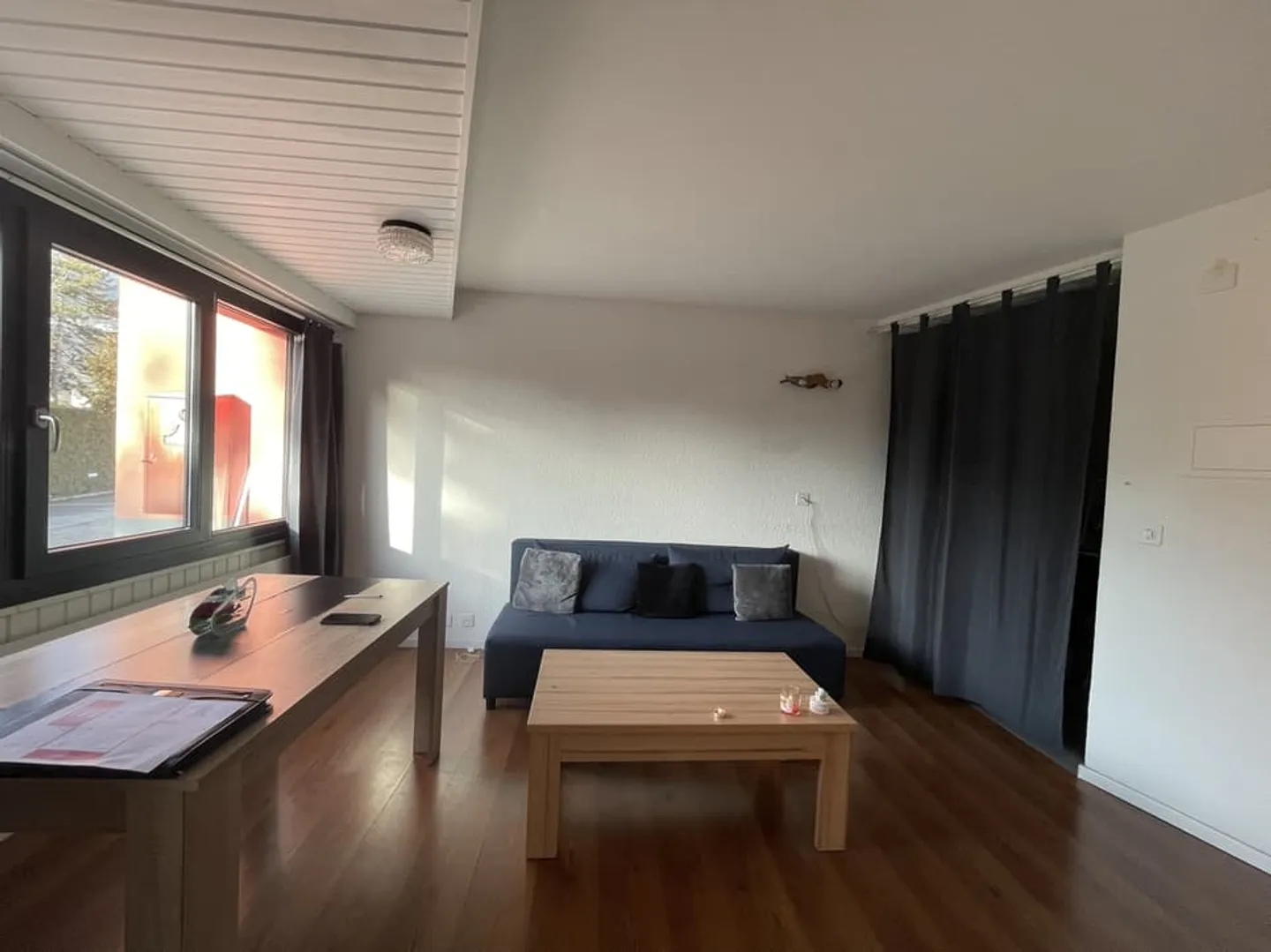 Studio al piano terra - Foto 1 di 5