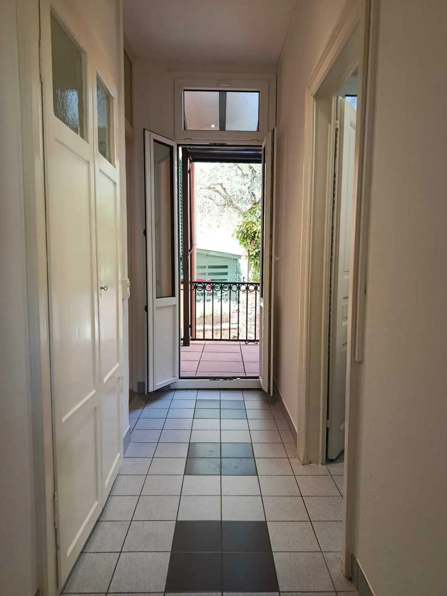 Appartamento ristrutturato 4.5 locali - Foto 10 di 16